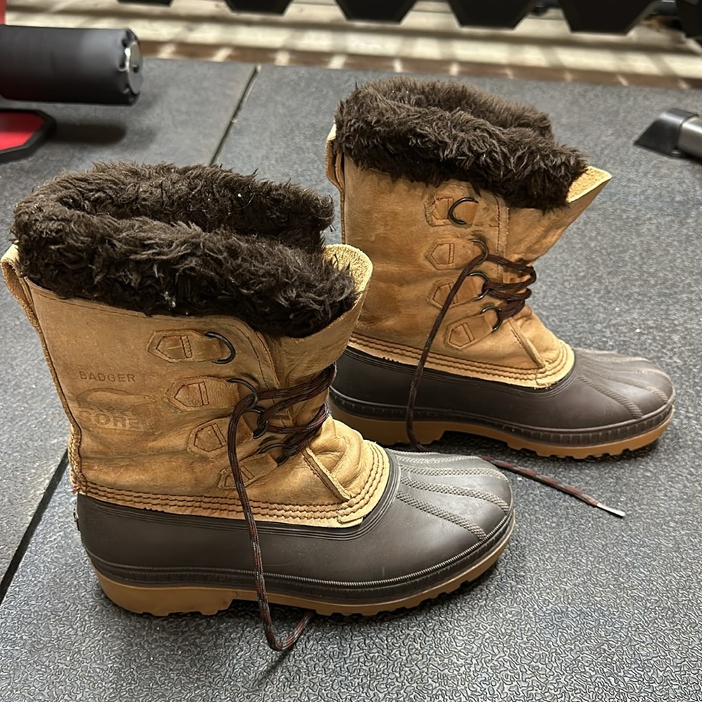 Men’s Sorel Badger Boots Size 8 - Picture 2 of 9
